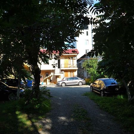 Smak Hotel Koboeleti Buitenkant foto