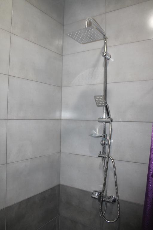 Smak Hotel Koboeleti Buitenkant foto