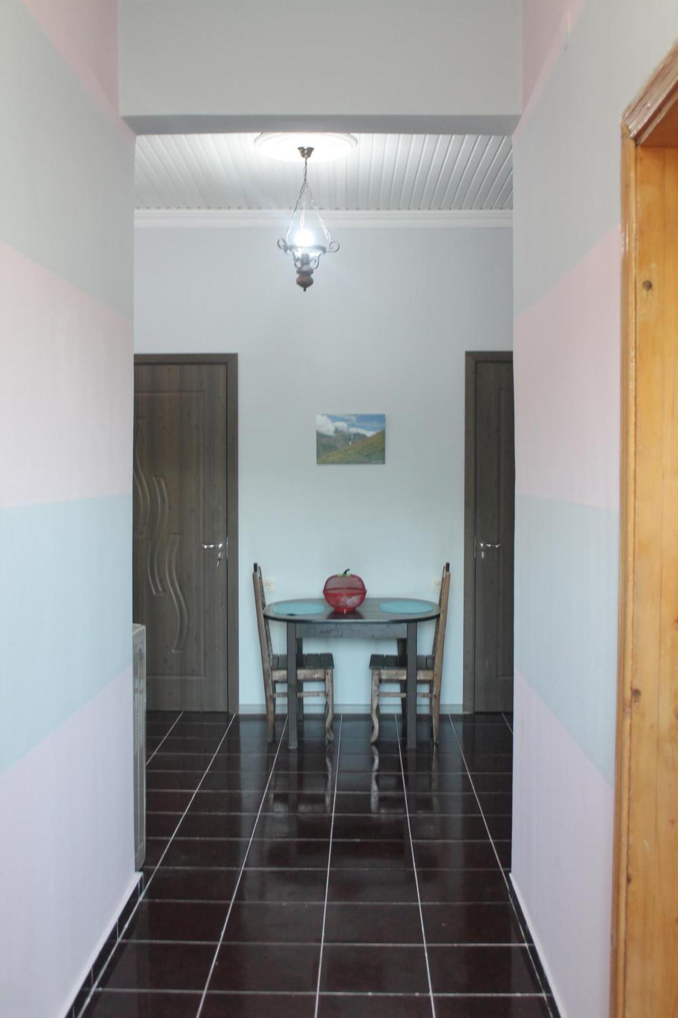 Smak Hotel Koboeleti Buitenkant foto