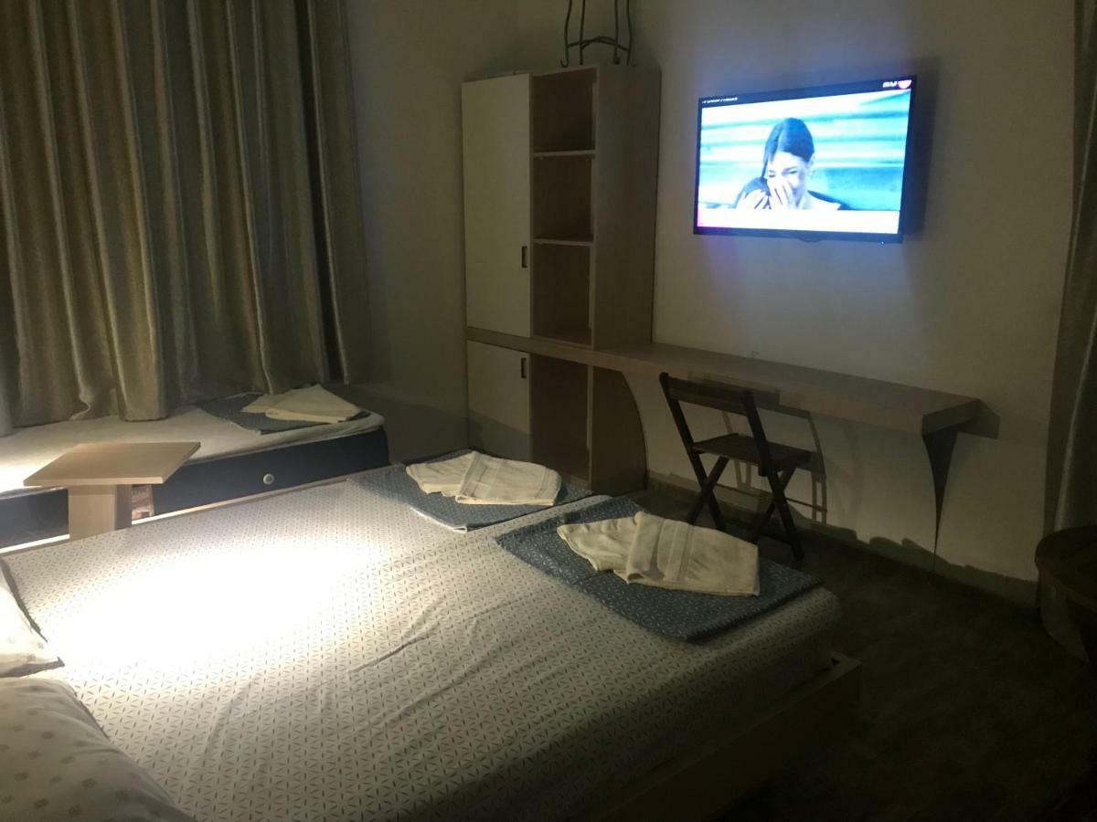 Smak Hotel Koboeleti Buitenkant foto