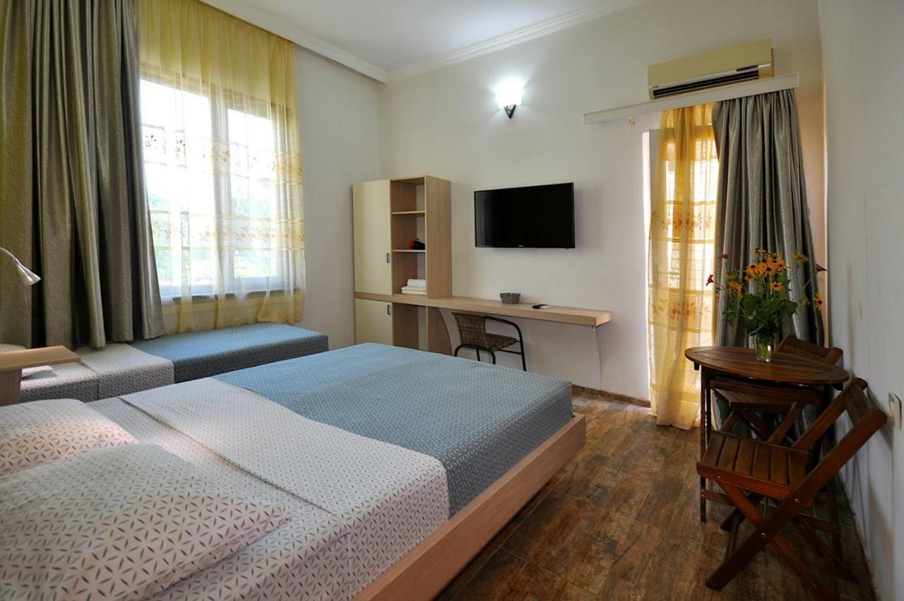 Smak Hotel Koboeleti Kamer foto
