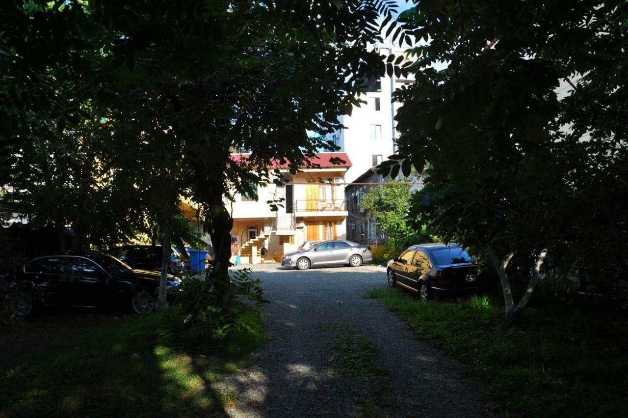 Smak Hotel Koboeleti Buitenkant foto